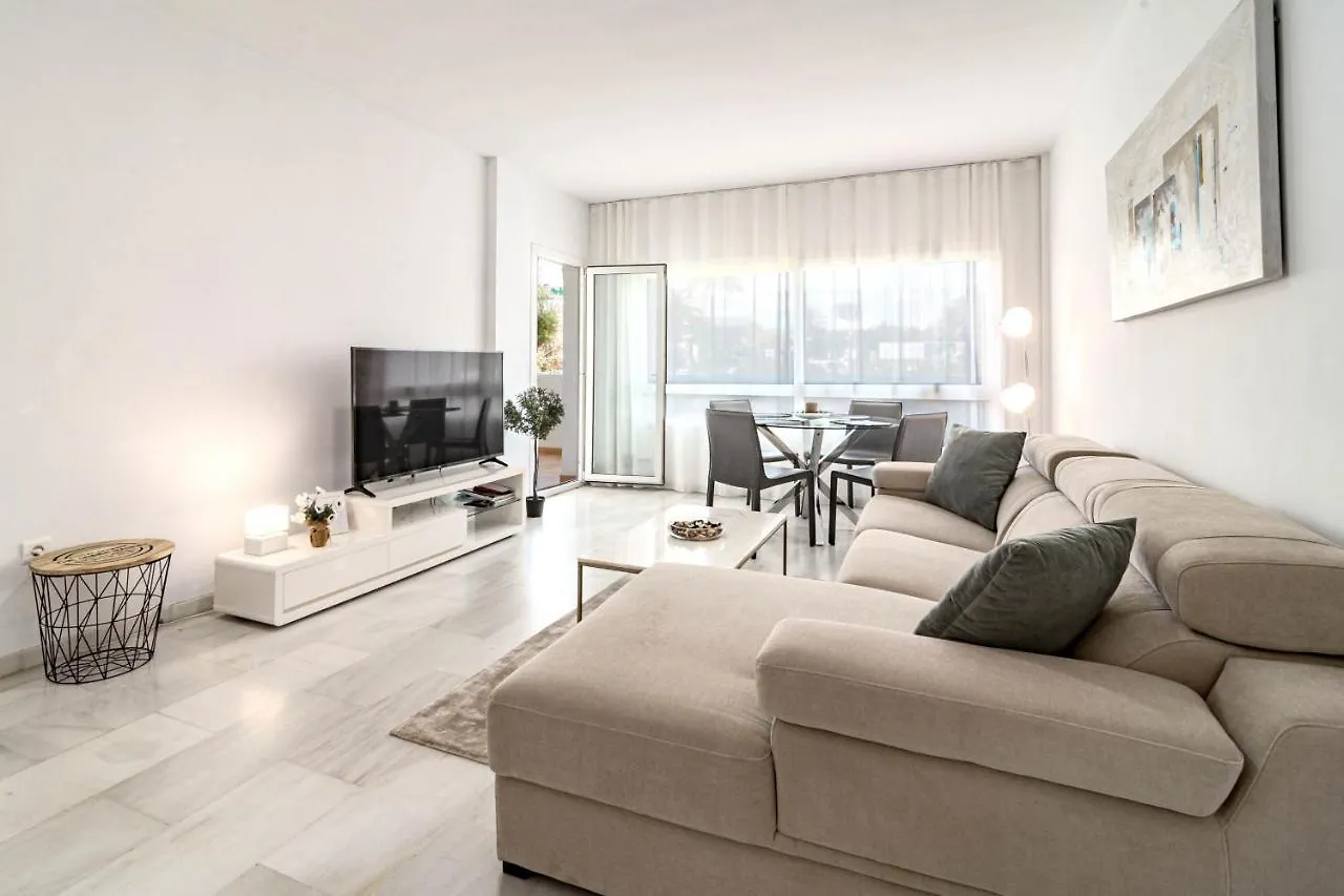 Pr20 - Good Located Flat Puerto Banus Apartment Marbella